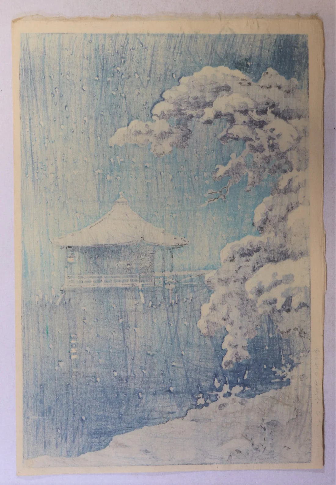 Tsuchiya Koitsu "Snow at Ukimido temple hall  in the water of Lake Biwa"